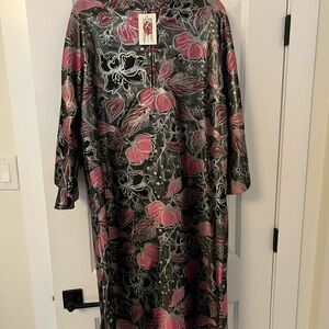 La Vie Style House Floral Caftan Dress with Pink and Gray Tones